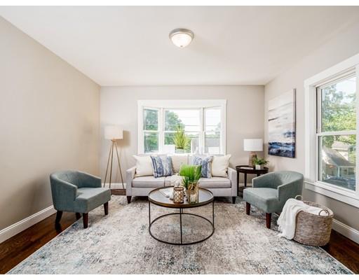23 Locust Street Reading, MA 01867 - Photo 11 of 22 Gallery Image 11