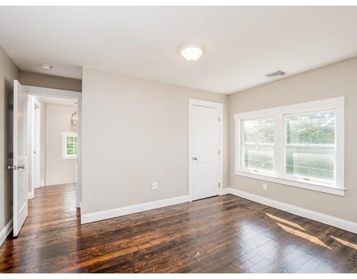 23 Locust Street Reading, MA 01867 - Photo 14 of 22 Gallery Image 14