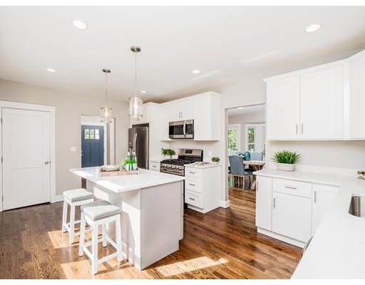 23 Locust Street Reading, MA 01867 - Photo 3 of 22 Gallery Image 3