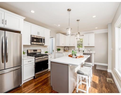 23 Locust Street Reading, MA 01867 - Photo 5 of 22 Gallery Image 5