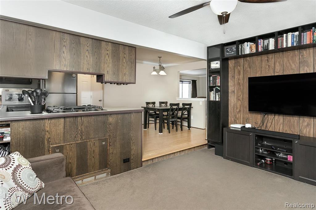 14090 Riga Livonia, MI 48154 - Photo 11 of 26