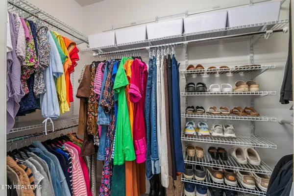 $439,900 | 3513 Greywolfe Drive, Knoxville, TN 37921