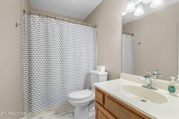 $439,900 | 3513 Greywolfe Drive, Knoxville, TN 37921