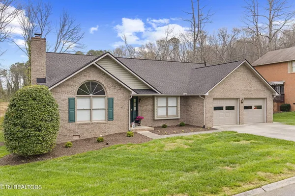 $439,900 | 3513 Greywolfe Drive, Knoxville, TN 37921