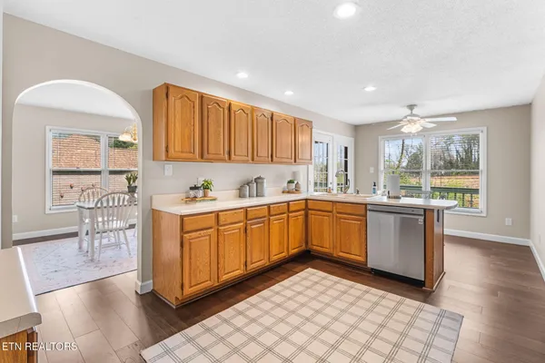 $439,900 | 3513 Greywolfe Drive, Knoxville, TN 37921