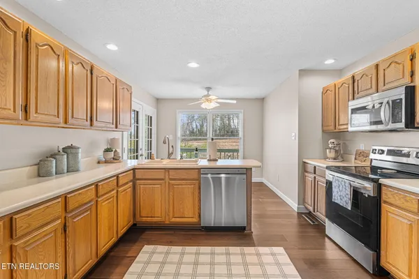 $439,900 | 3513 Greywolfe Drive, Knoxville, TN 37921