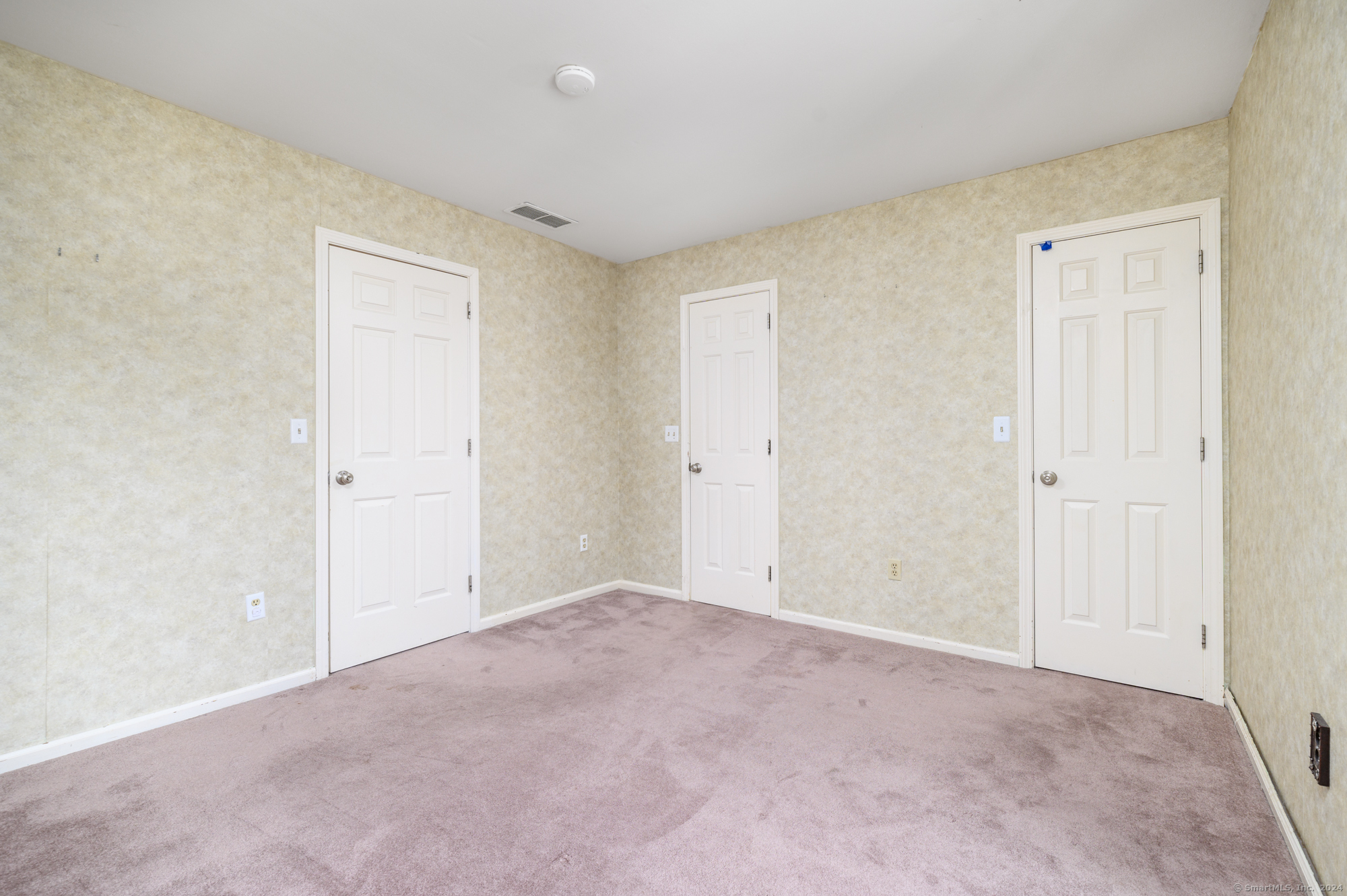 117 Fawn Ridge Lane, Unit 117 Norwalk, CT 06851 - Photo 11 of 23