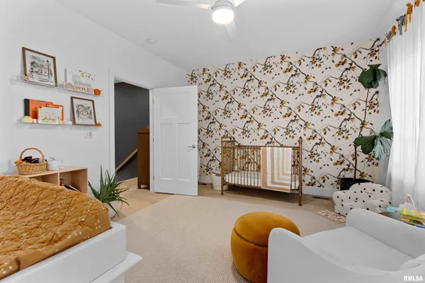 $3,000 | 824 West Moss Avenue, Unit 3, Peoria, IL 61606