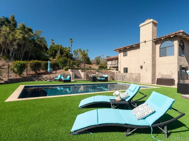 $4,050,000 | 7087 Rancho Santa Fe View Court, Rancho Santa Fe, CA 92067