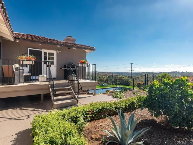 $4,050,000 | 7087 Rancho Santa Fe View Court, Rancho Santa Fe, CA 92067
