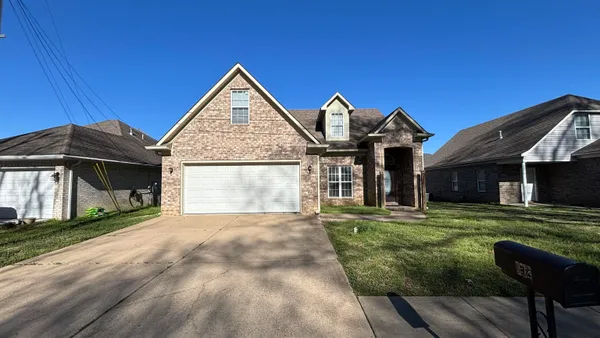 $1,725 | 152 Brighton Village Loop, Brighton, TN 38011