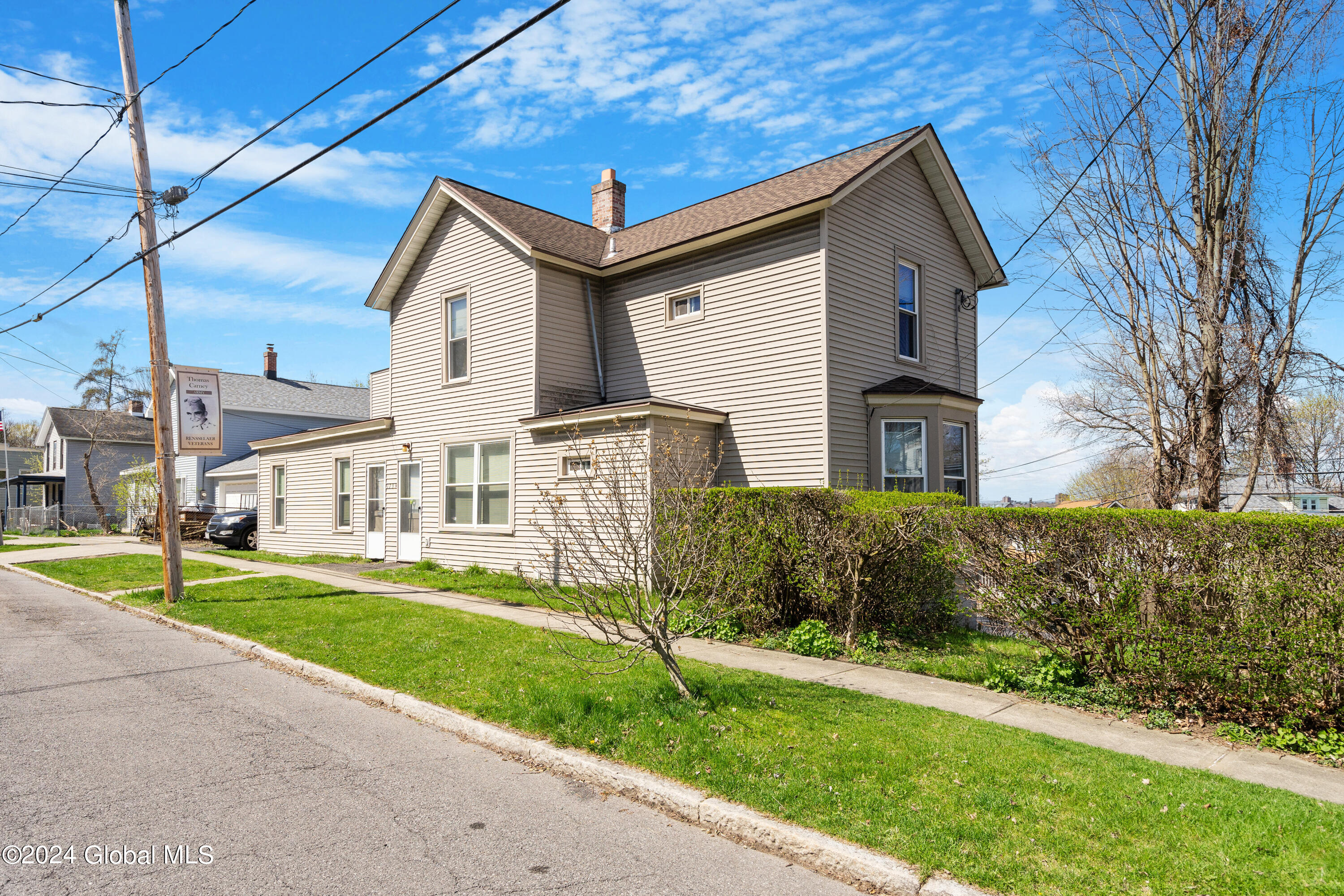 1739 4th Street Rensselaer, NY 12144 - Photo 4 of 64 65-print-70-washington-ave