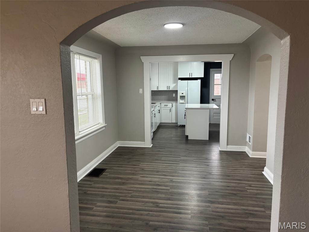 2555 Telegraph Road Mehlville, MO 63125 - Photo 12 of 37