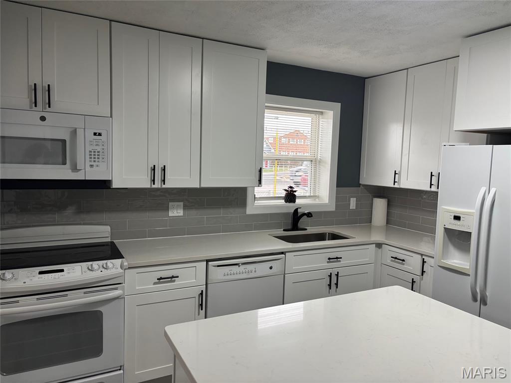 2555 Telegraph Road Mehlville, MO 63125 - Photo 16 of 37