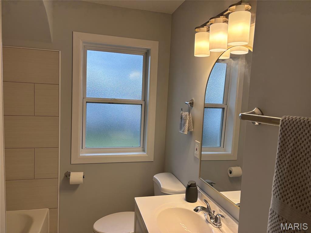 2555 Telegraph Road Mehlville, MO 63125 - Photo 17 of 37