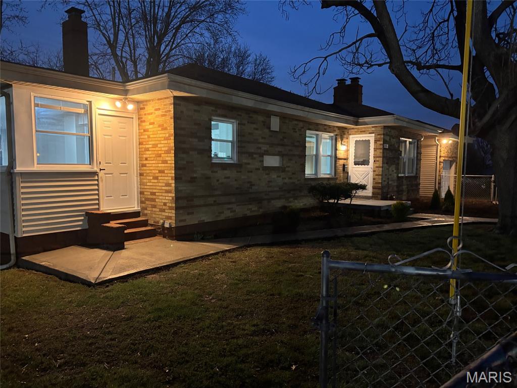 2555 Telegraph Road Mehlville, MO 63125 - Photo 6 of 37