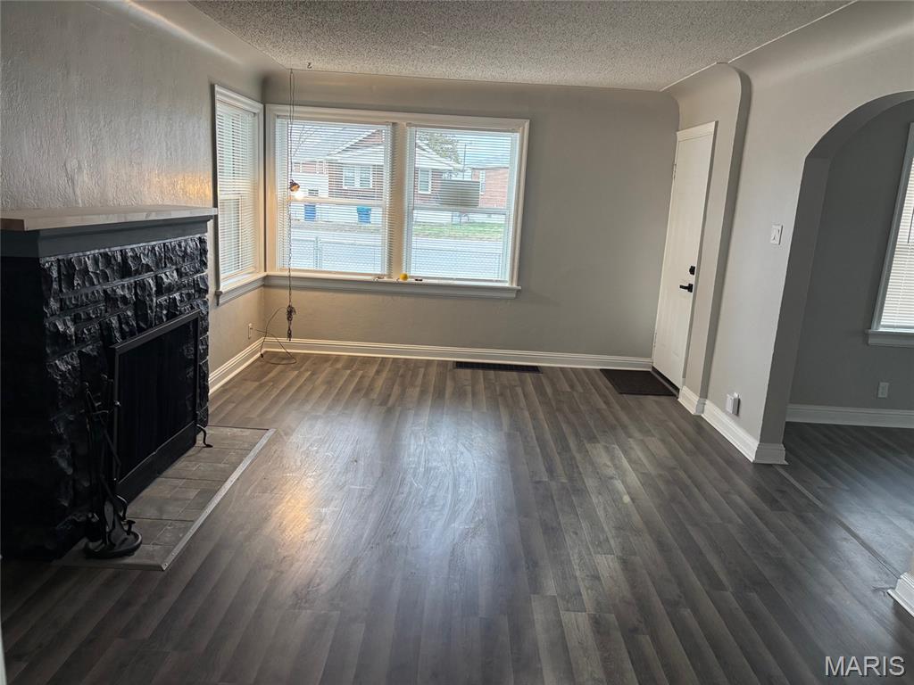 2555 Telegraph Road Mehlville, MO 63125 - Photo 10 of 37