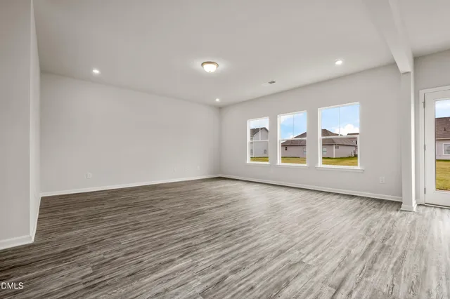 $384,870 | 286 Freedom Hts Lane, Smithfield, NC 27577