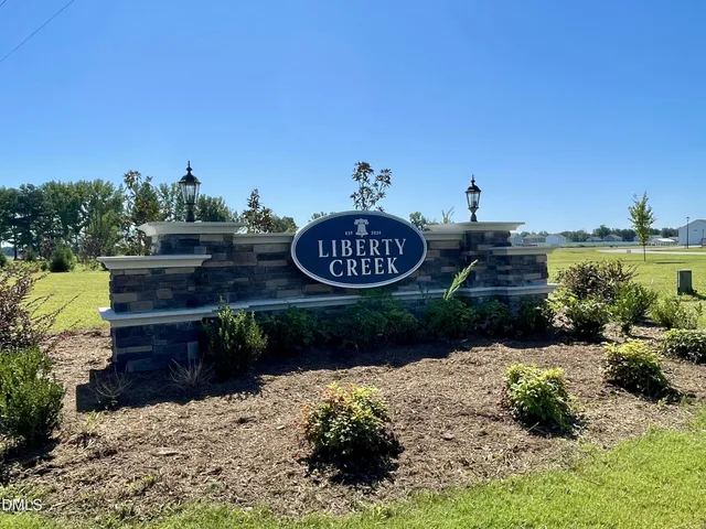 $384,870 | 286 Freedom Hts Lane, Smithfield, NC 27577