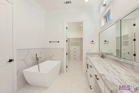 $599,999 | 18171 Vista-A-Vista Avenue, Baton Rouge, LA 70817