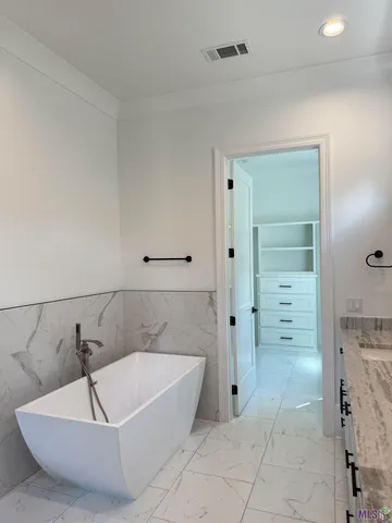 $639,900 | 18171 Vista-A-Vista Avenue, Baton Rouge, LA 70817