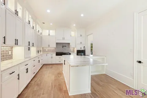 $599,999 | 18171 Vista-A-Vista Avenue, Baton Rouge, LA 70817