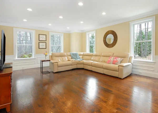 $1,680,000 | 742 Main Street, Acton, MA 01720