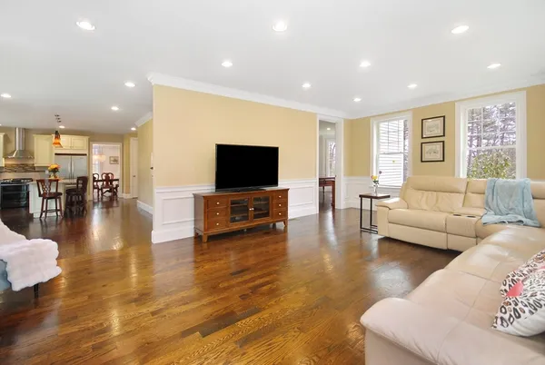 $1,680,000 | 742 Main Street, Acton, MA 01720