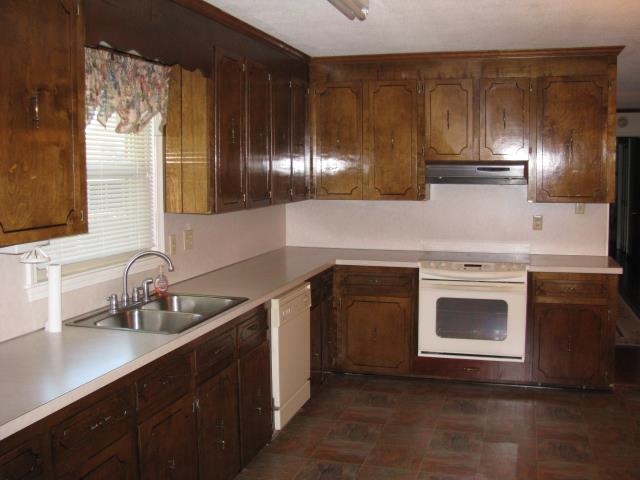 407 Pine Bark Road Anderson, SC 29625 - Photo 3 of 17 Gallery Image 3