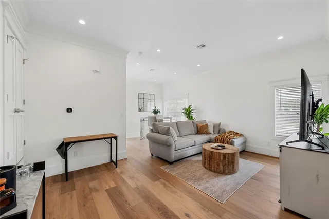 $759,000 | 42 Enclave Court, Waco, TX 76708