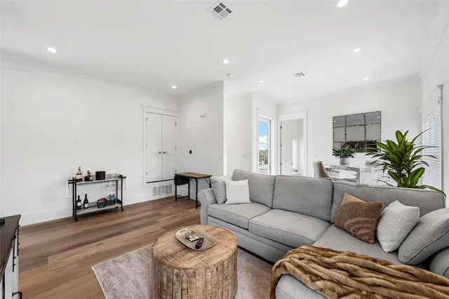 $759,000 | 42 Enclave Court, Waco, TX 76708