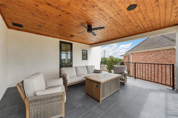 $759,000 | 42 Enclave Court, Waco, TX 76708