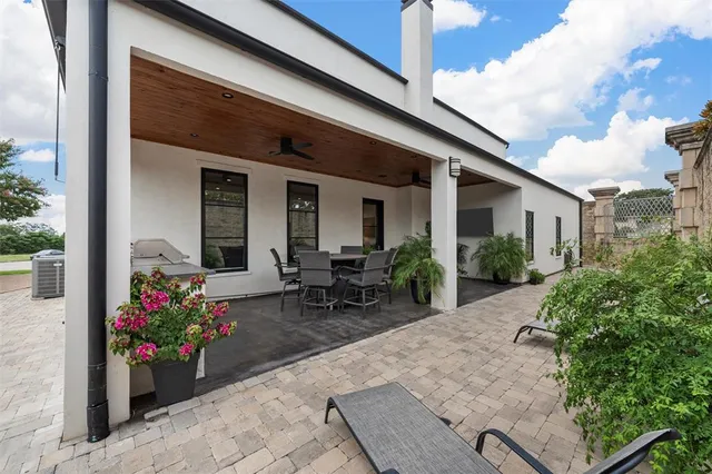 $759,000 | 42 Enclave Court, Waco, TX 76708