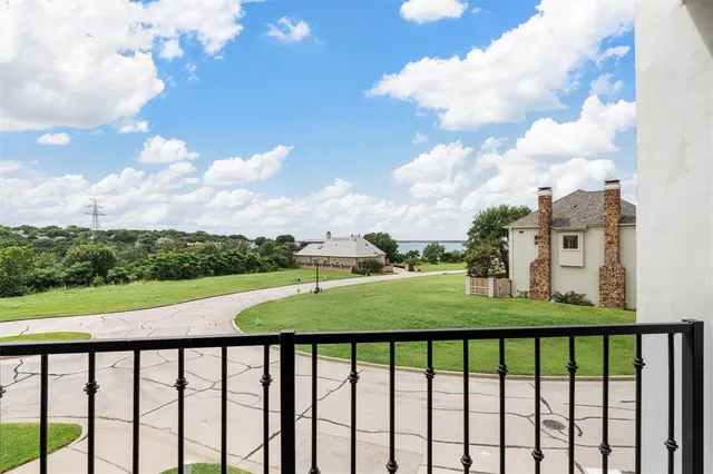 $759,000 | 42 Enclave Court, Waco, TX 76708