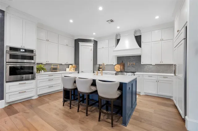 $759,000 | 42 Enclave Court, Waco, TX 76708