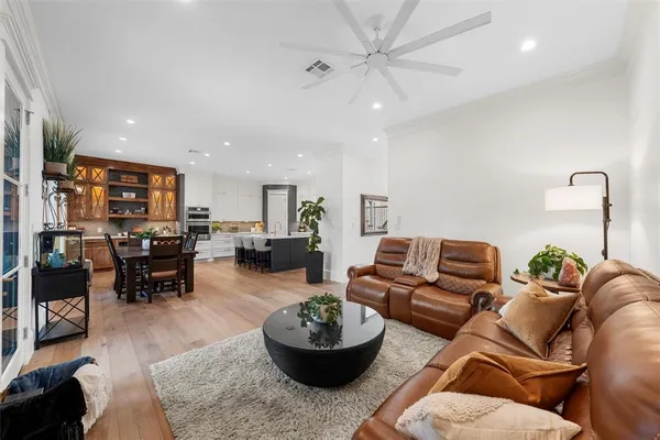 $759,000 | 42 Enclave Court, Waco, TX 76708