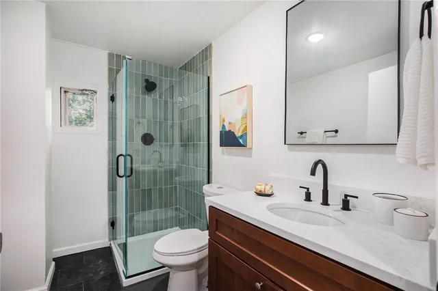 $289,900 | 10701 Grandview Road, Kansas City, MO 64137