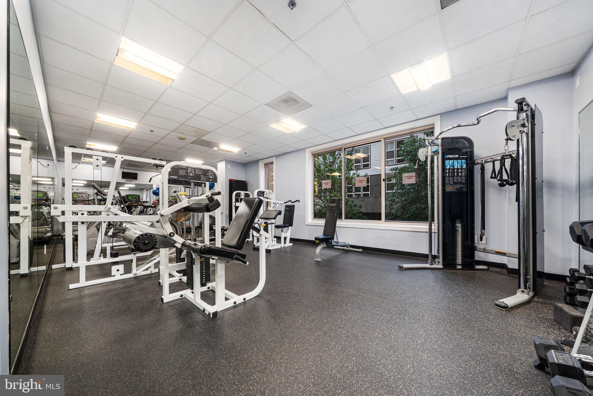 2726 Gallows Road, Unit 619 Vienna, VA 22180 - Photo 21 of 26