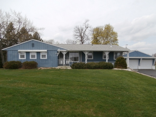2260 Lyons Road Owosso, MI 48867 - Photo 1 of 31 31317524.JPG