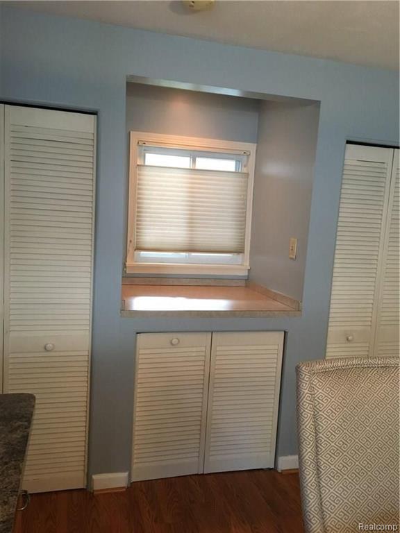23110 Tuck Road Farmington Hills, MI 48336 - Photo 13 of 28