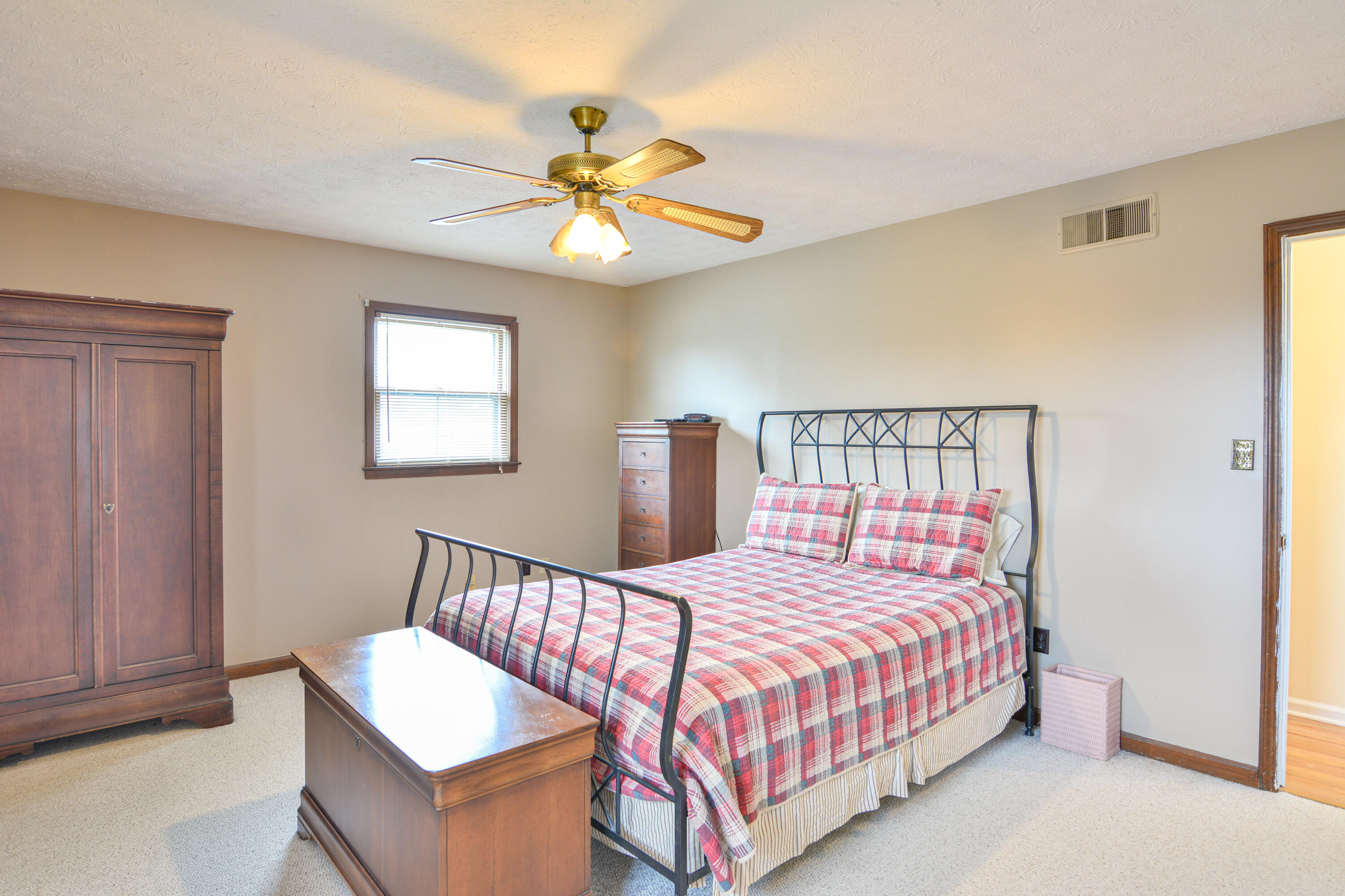 984 Hawkins - Cummins Road Paris, KY 40361 - Photo 31 of 73 DSC_0224
