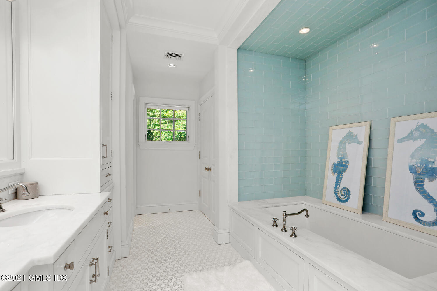 68 Meadow Road Riverside, CT 06878 - Photo 25 of 37 68 Meadow Rd Riverside CT-large-007-007-