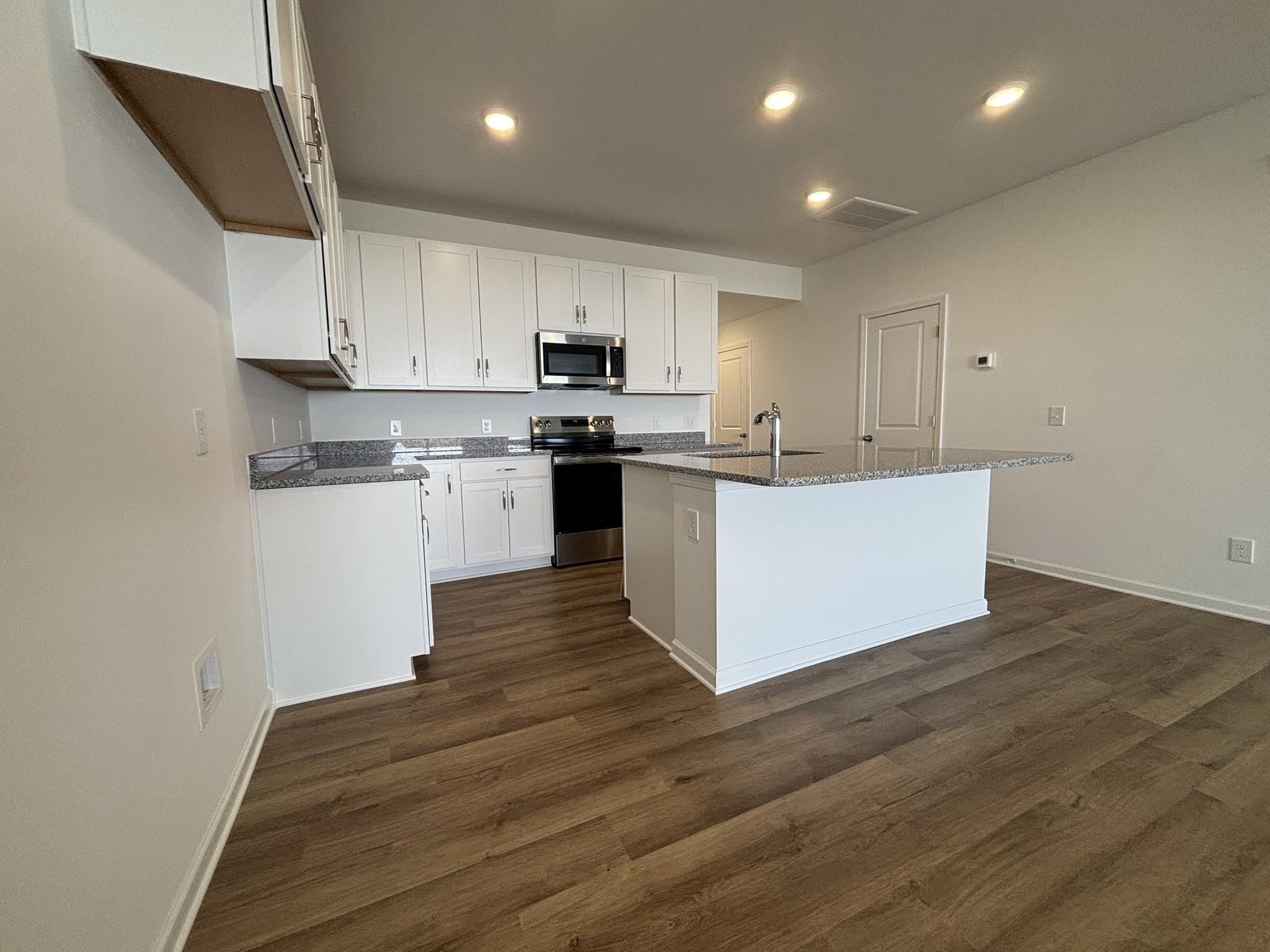 112 Brayden Run Woodruff, SC 29388 - Photo 3 of 16