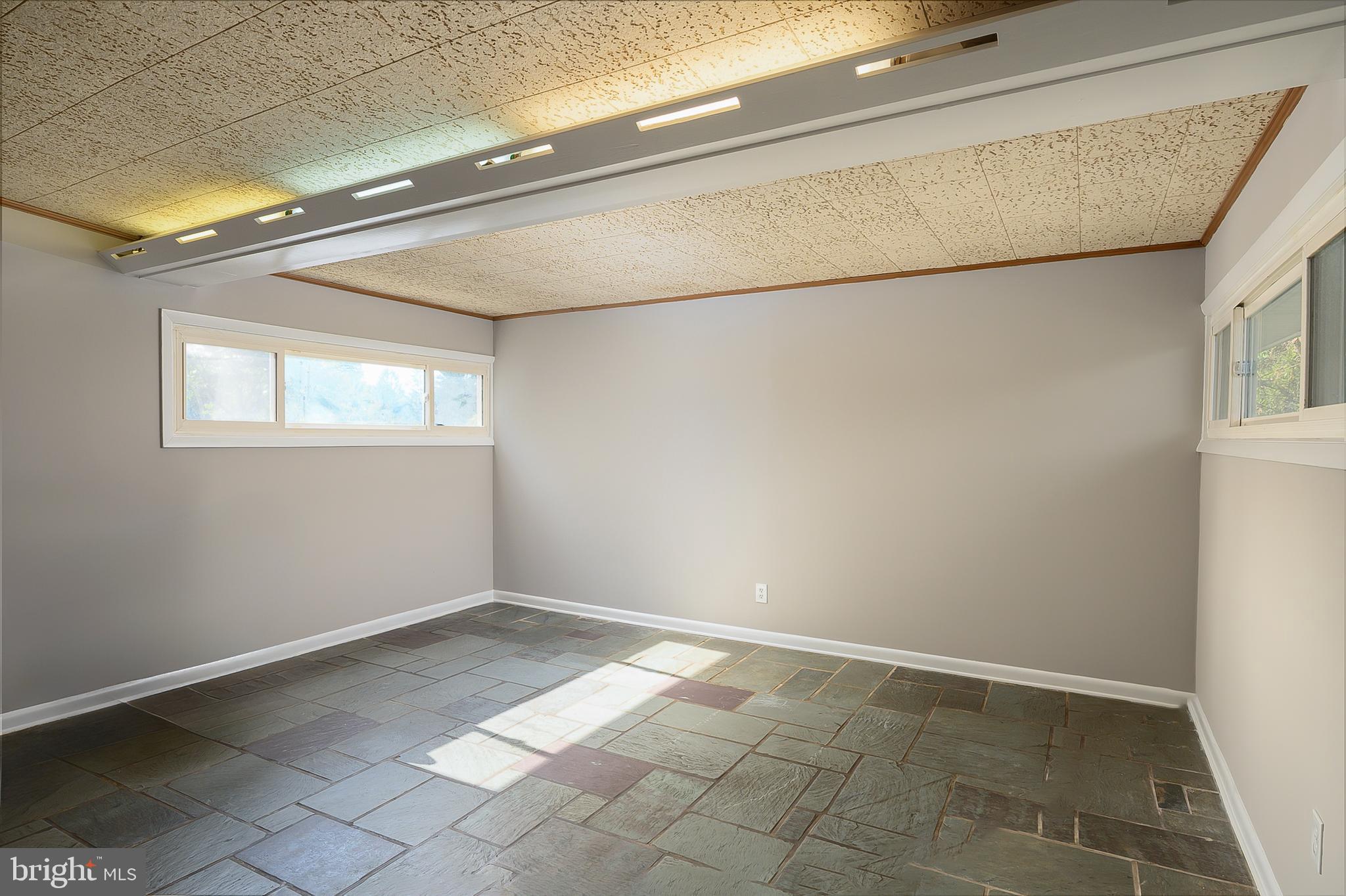 9434 North Penfield Road Columbia, MD 21045 - Photo 17 of 35 Gallery Image 17