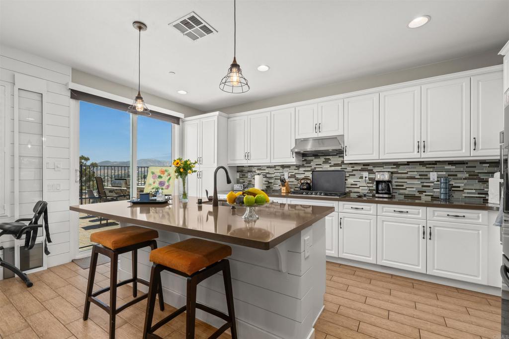 13238 Mystic Way Lakeside, CA 92040 - Photo 3 of 65 Kitchen