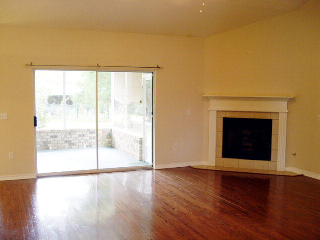 9546 Mosley Road Fairhope, AL 36532 - Photo 6 of 45 LR, fireplace, porch
