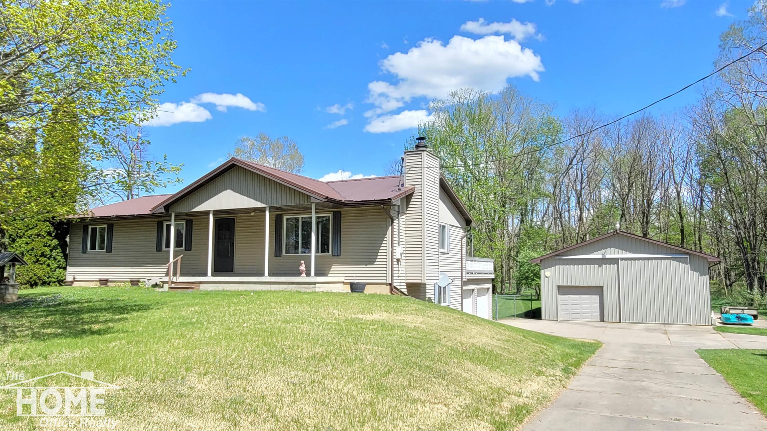 13315 South Duffield Road Byron, MI 48418 - Photo 1 of 36