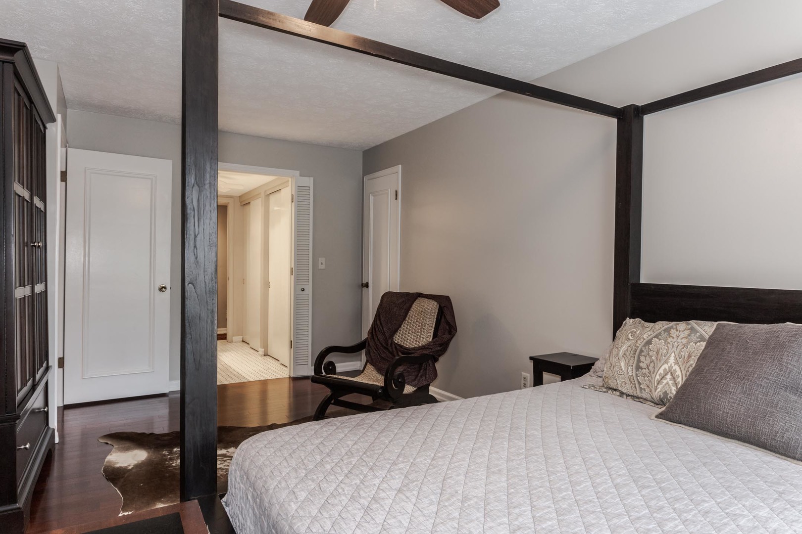 111 Rust Road, Unit 206 Bloomington, IL 61701 - Photo 16 of 26 Gallery Image 16