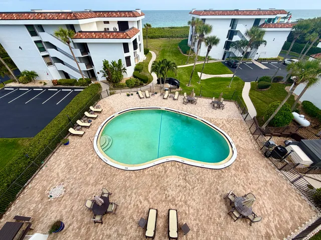 $374,000 | 4100 North Hwy A1A, Unit 342, Hutchinson Island, FL 34949