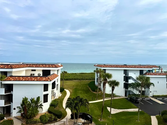 $374,000 | 4100 North Hwy A1A, Unit 342, Hutchinson Island, FL 34949